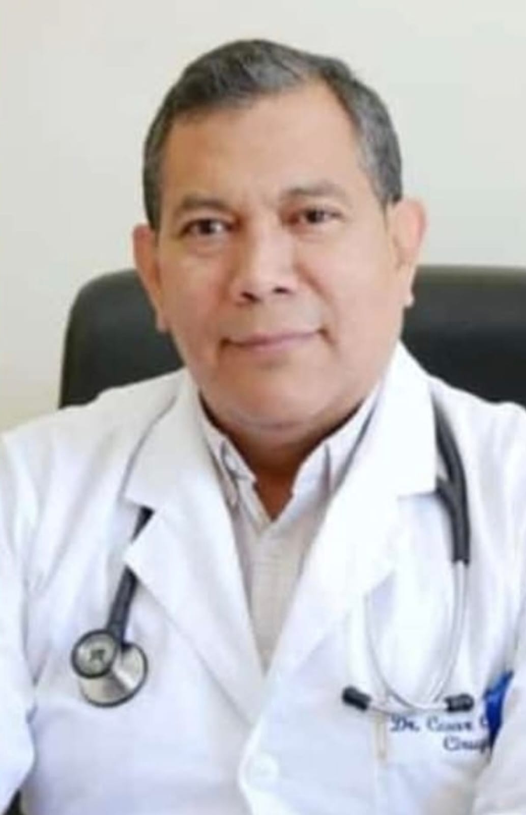 Dr Cesar Castro Cañarte